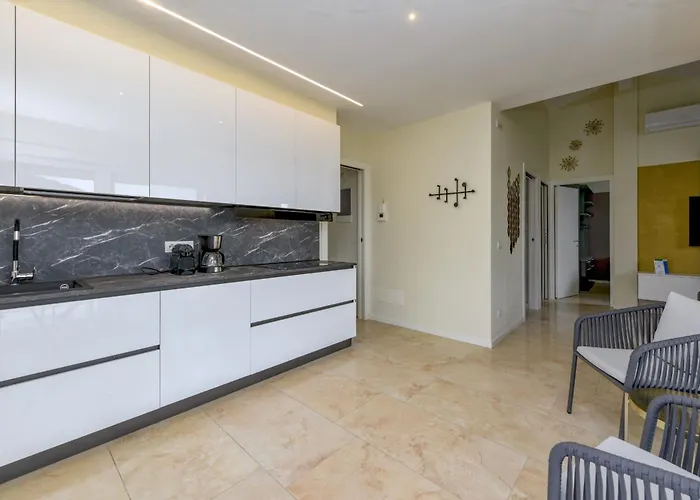 Mgh Luxury - Panorama *