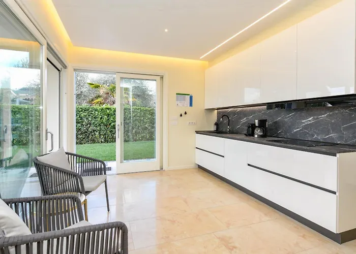 Mgh Luxury - Panorama Бардоліно